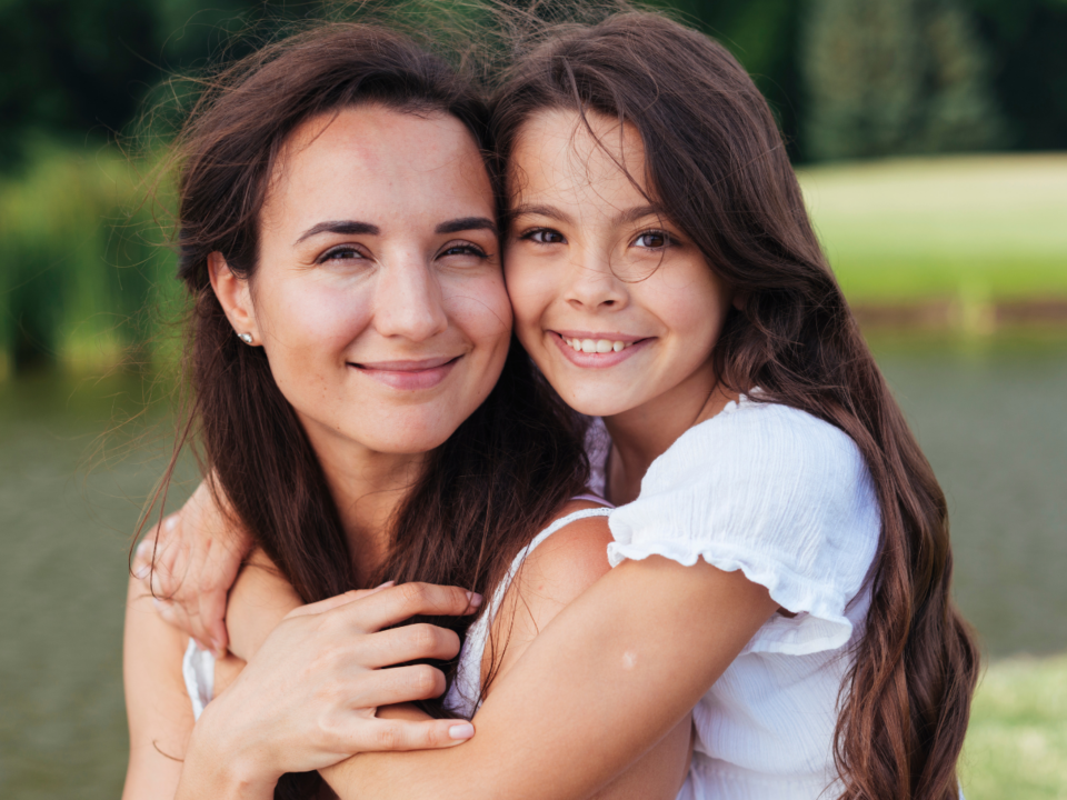 12 Quiet Ways Mothers Are Building Unbreakable Bonds With Their Daughters